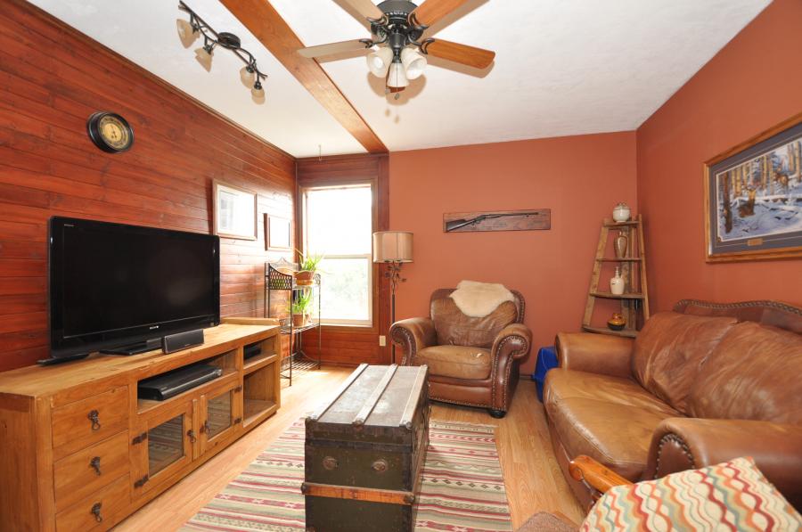 Small Rural Community Minutes to Strathroy