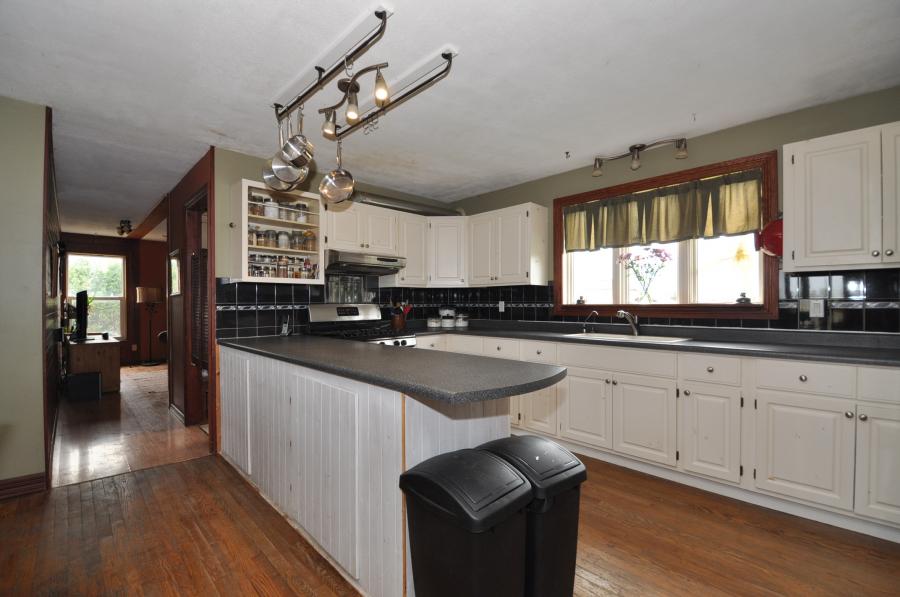 Small Rural Community Minutes to Strathroy