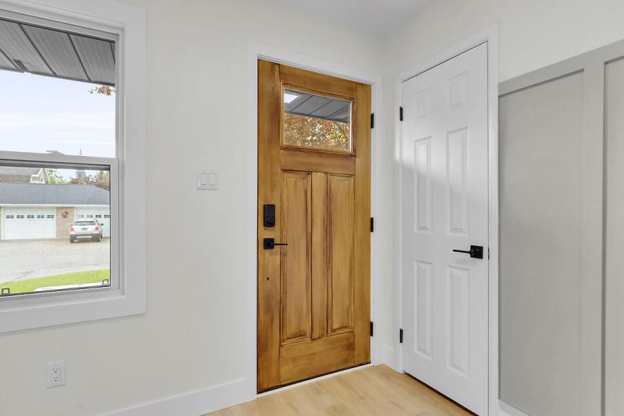 Fully renovated in lovely Zurich