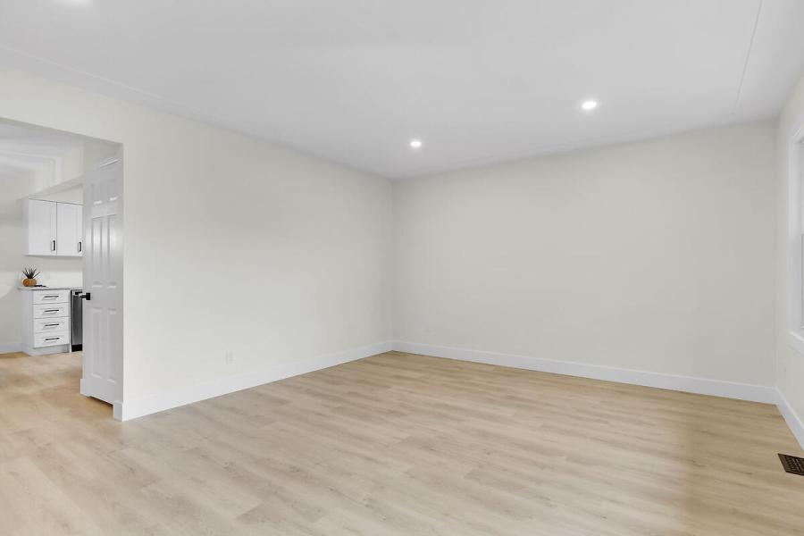 Fully renovated in lovely Zurich