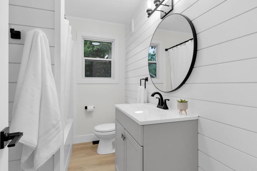 Fully renovated in lovely Zurich